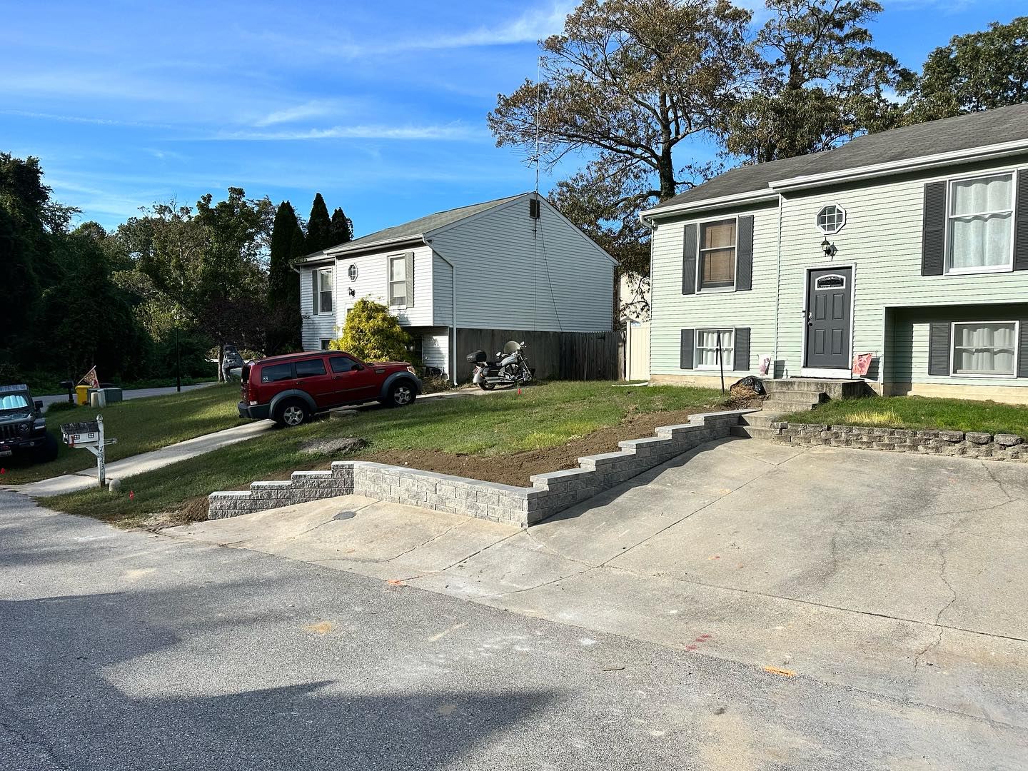 Retaining wall built by PTG Landscape in Maryland
