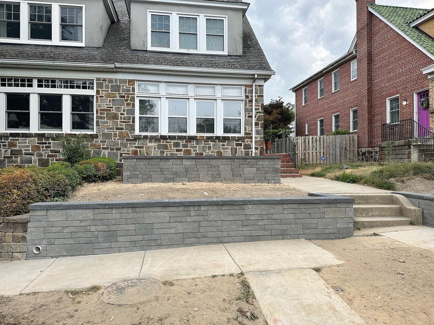 Retaining wall built by PTG Landscape in Maryland