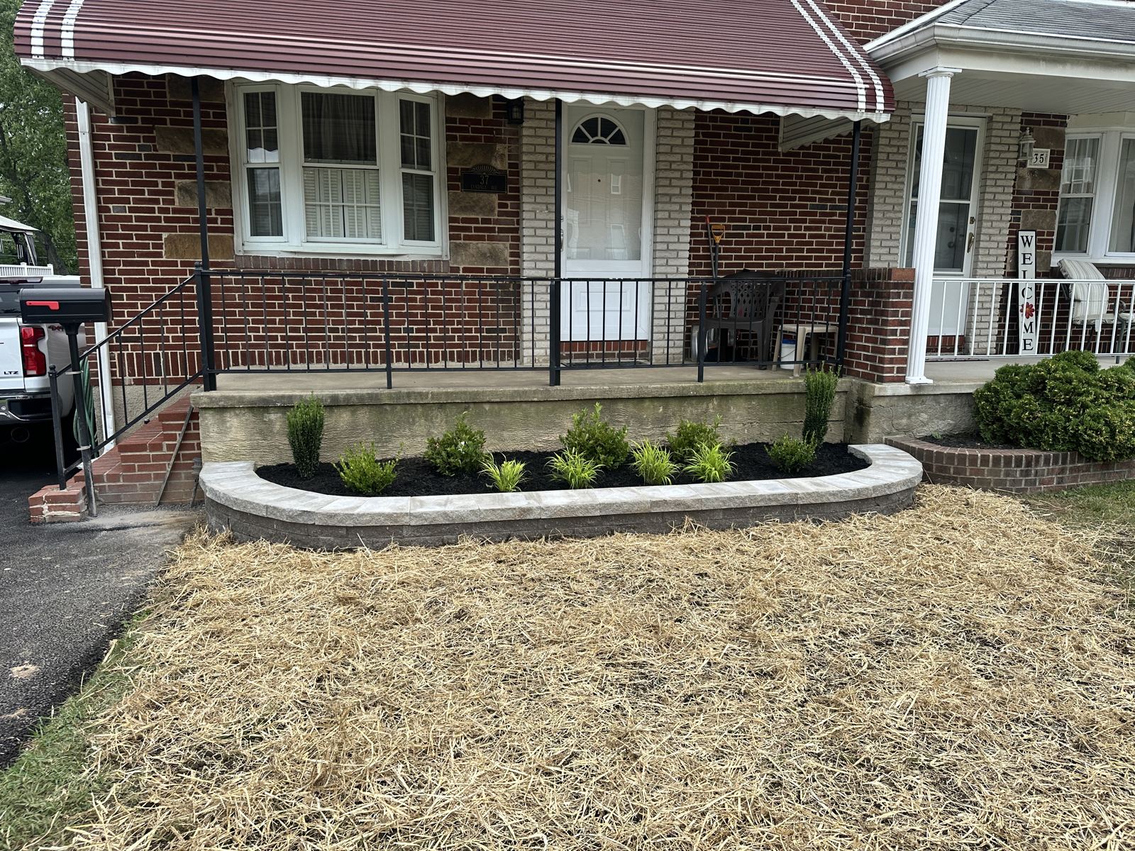 Retaining wall built by PTG Landscape in Maryland