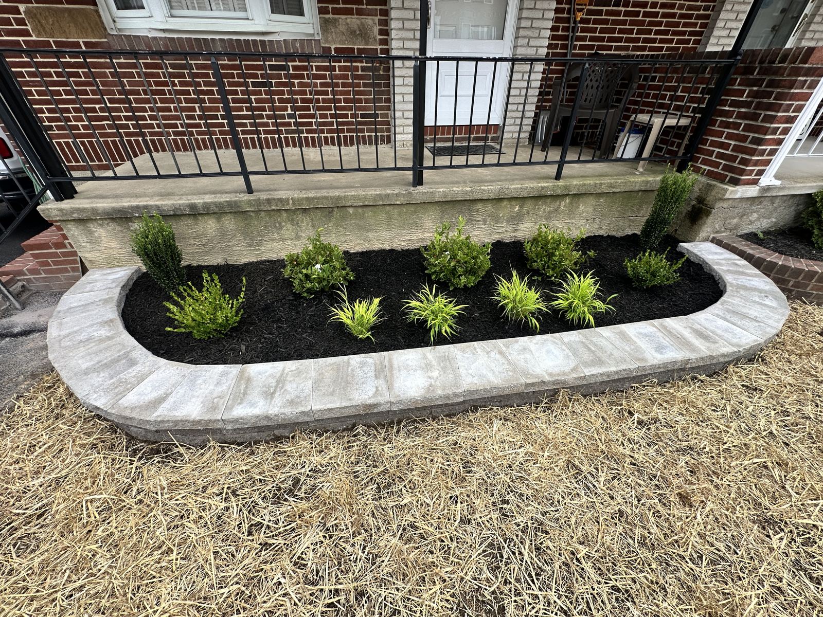 Retaining wall built by PTG Landscape in Maryland